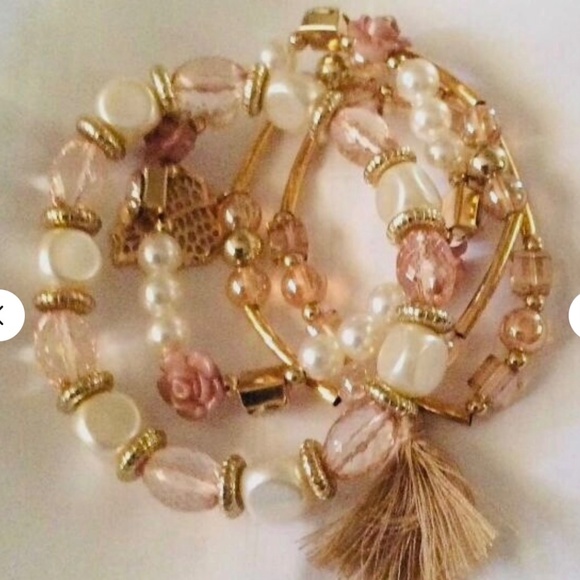 Adorable boho, hippie chic stacked bracelet … beads, pearls, tassels… yum! - Picture 1 of 4